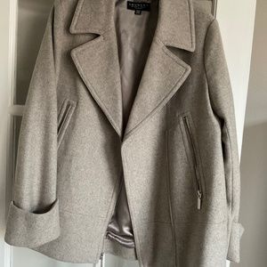 Laundry wool motto coat
